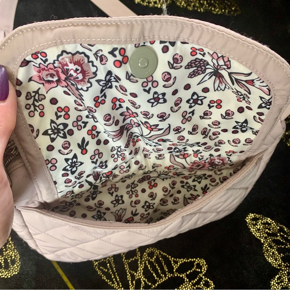 VERA BRADLEY Mini Carson Mauve Quilted Crossbody Shoulder Adjustable Camera Bag - Picture 6 of 16